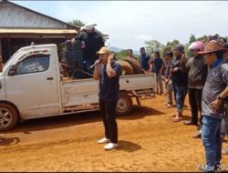 *RATUSAN MASSA GERUDUK PT KPP TUNTUT PERSYARATAN REKRUTMEN KARYAWAN DIPERMUDAH*