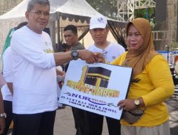 Jalan Sehat di HUT Kota Kendari ke-193, PJ Walikota Beri hadiah 2 Tiket Umrah Dan 1 Unit Sepada Motor 