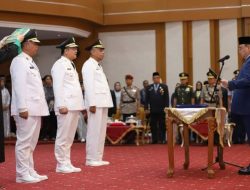 *Pj. Gubernur Sulawesi Tenggara Andap Budhi Revianto, S.I.K., M.H, Melantik Penjabat PJ Bupati Buton, Buton Selatan dan Buton Tengah*