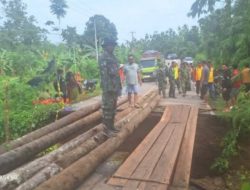 Pasca Banjir di Kecamatan Kolono, Pemda Konsel Bangun Jembatan Darurat